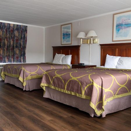 ซูเปอร์ 8 บาย วินด์แฮม เวสต์ ยาร์มัท ไฮแอนนิส/เคปคอด Hotel เวสต์ ยาร์มัธ ภายนอก รูปภาพ
